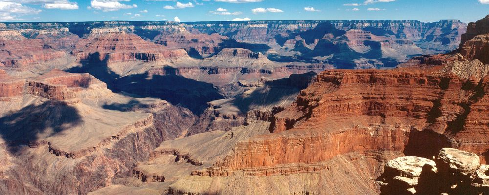 A sweeping viewpoint from the edge of the Grand Canyon National Park