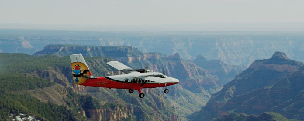an airplane tour from las vegas reaches the grand canyon south rim