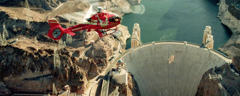 a las vegas helicopter tour flies over hoover dam