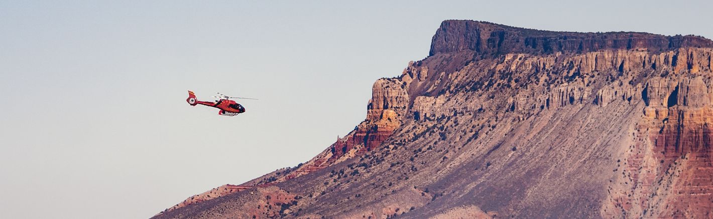 a las vegas helicopter tour flies to the grand canyon