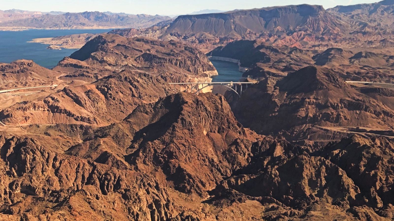 heli tours hoover dam and lake mead