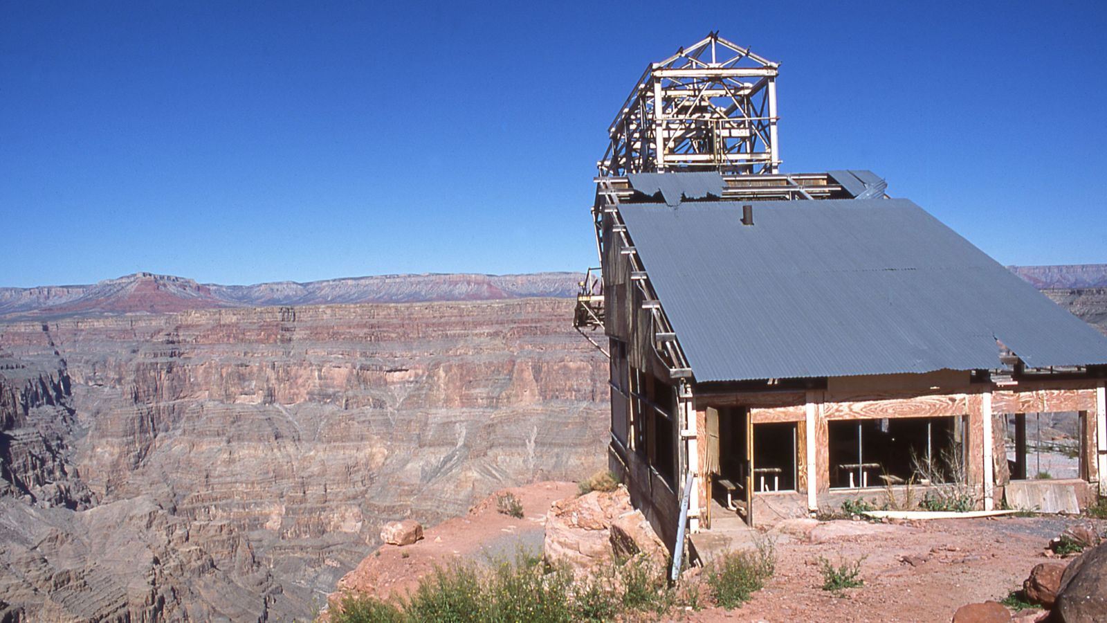 Las Vegas to the Grand Canyon West Rim Bus Tours provide plenty photo opportunities