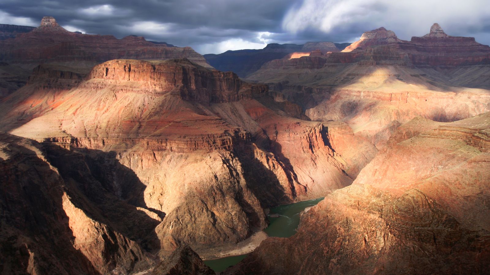 Looking upriver at Grand Canyon