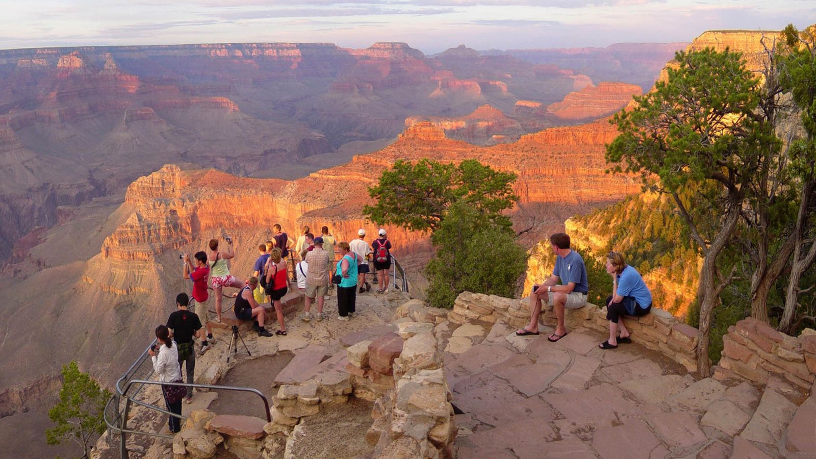 Experience 360-degree panoramic views of the Grand Canyon South Rim during a bus tour from Las Vegas
