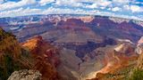 Passengers have multiple opportunities for breathtaking pictures during Grand Canyon South Rim bus tours