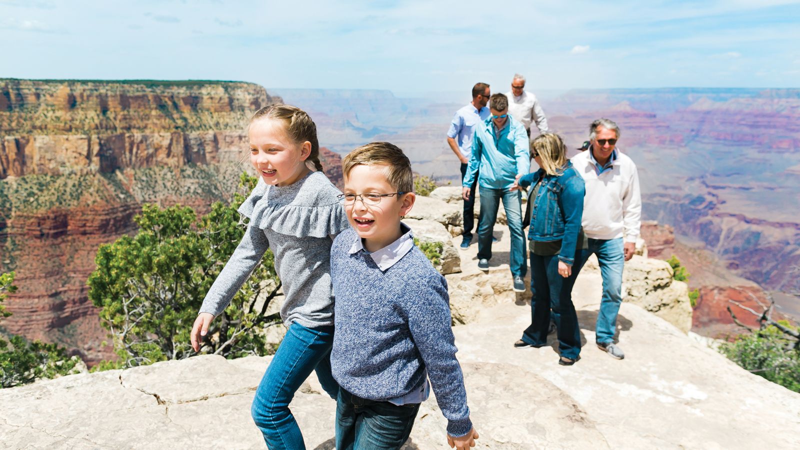Kids walking at Grand Canyon South Rim
