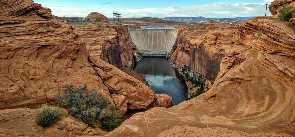 colorado river and glen canyon dam in page arizona