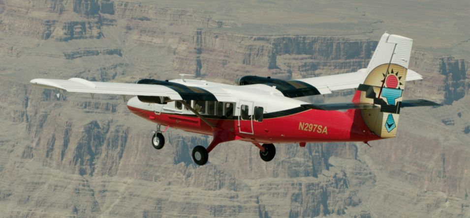 A sightseeing airplane flying from Las Vegas to Grand Canyon